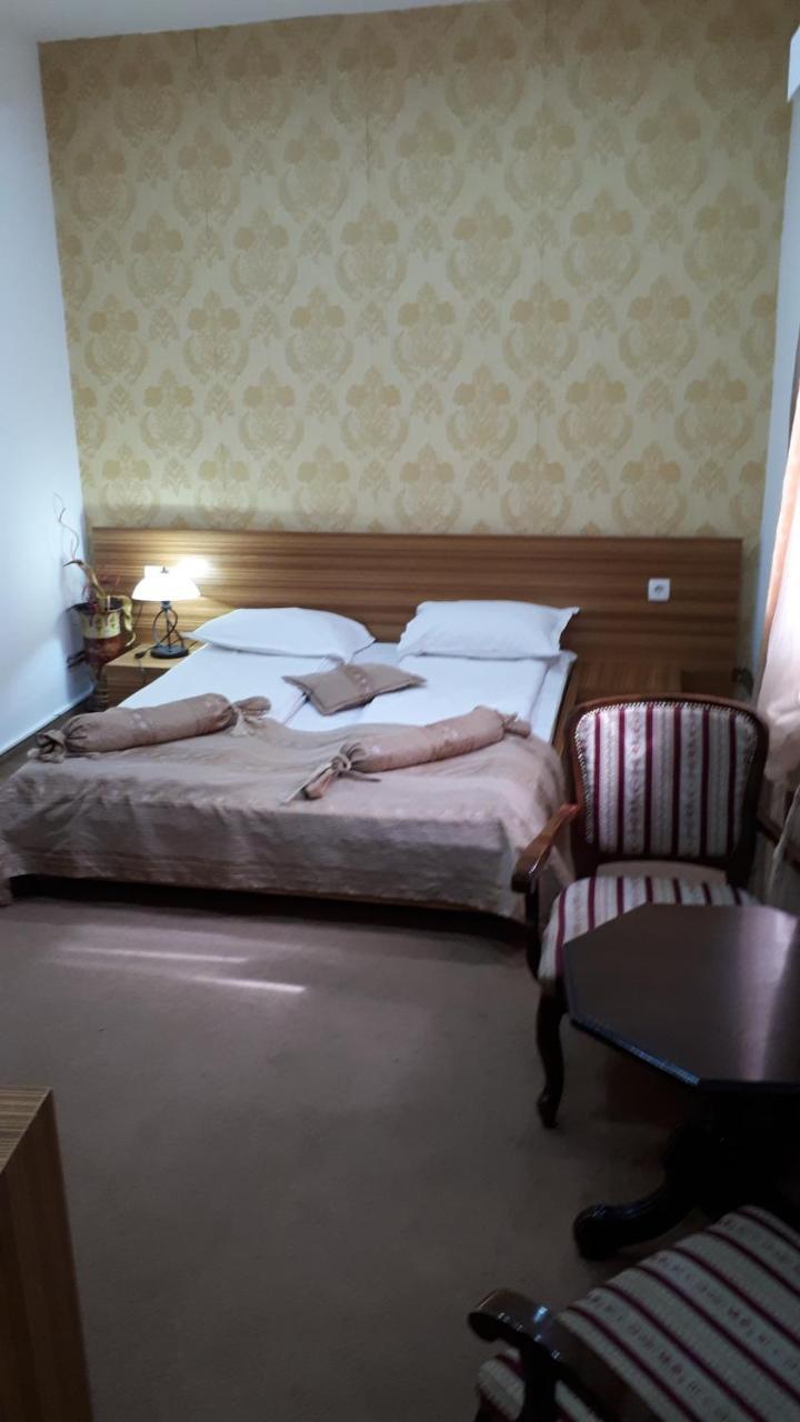 Hotel Alem 塞拉耶佛 外观 照片