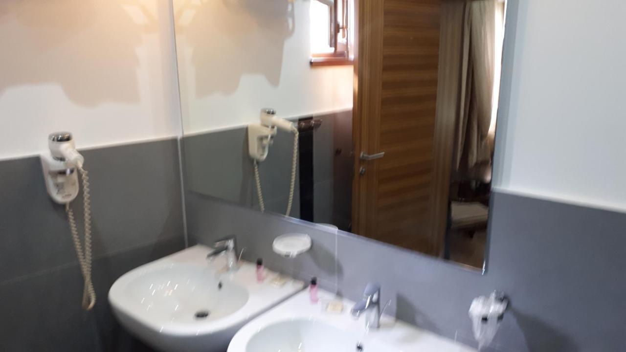Hotel Alem 塞拉耶佛 外观 照片