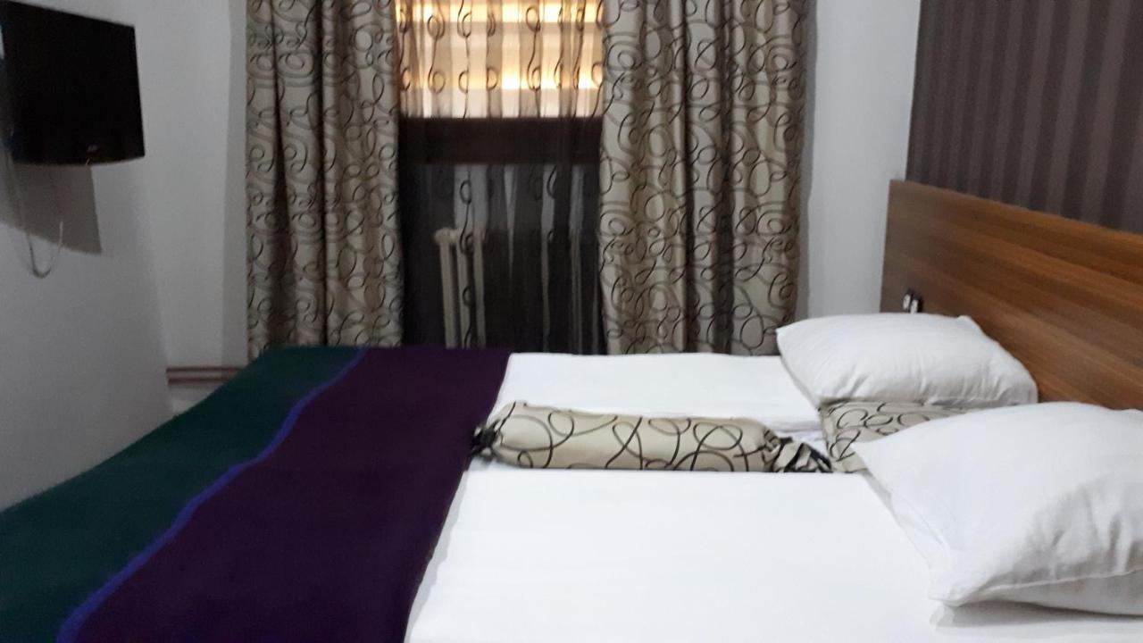 Hotel Alem 塞拉耶佛 外观 照片