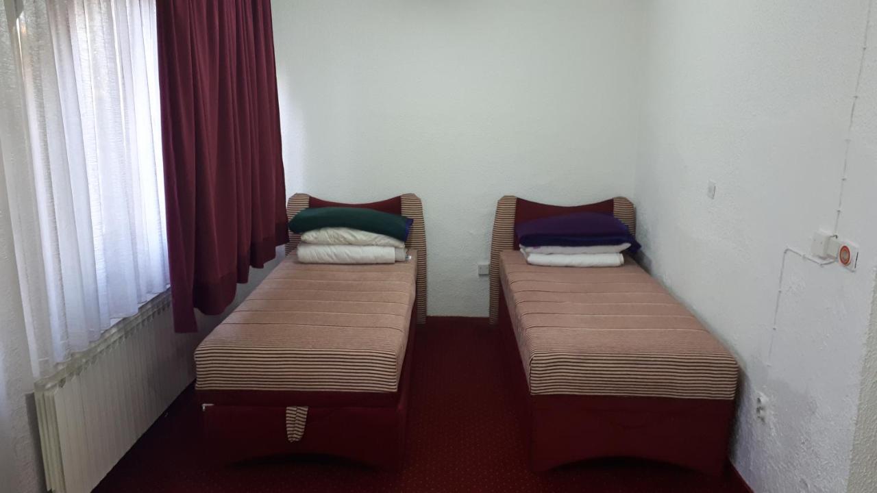 Hotel Alem 塞拉耶佛 外观 照片